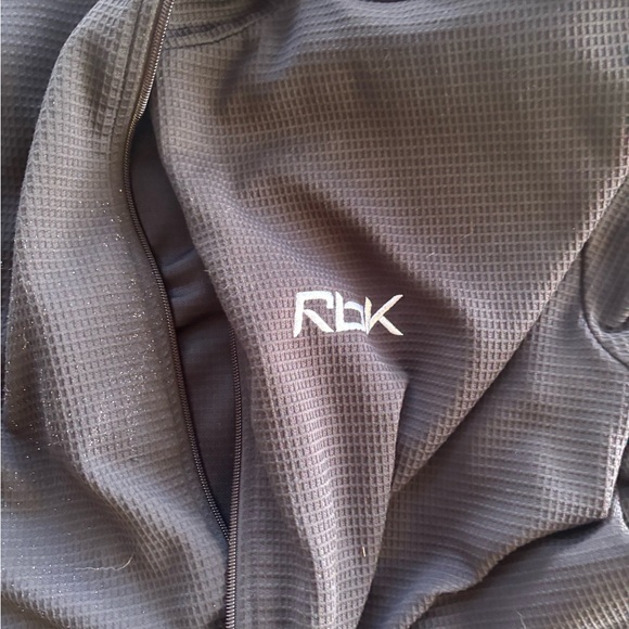 Reebok Textured Black Jacket - Picture 1 of 2